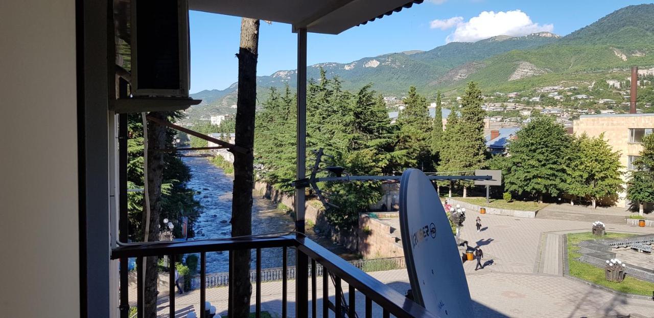Ruzan Hotel Ijevan Esterno foto