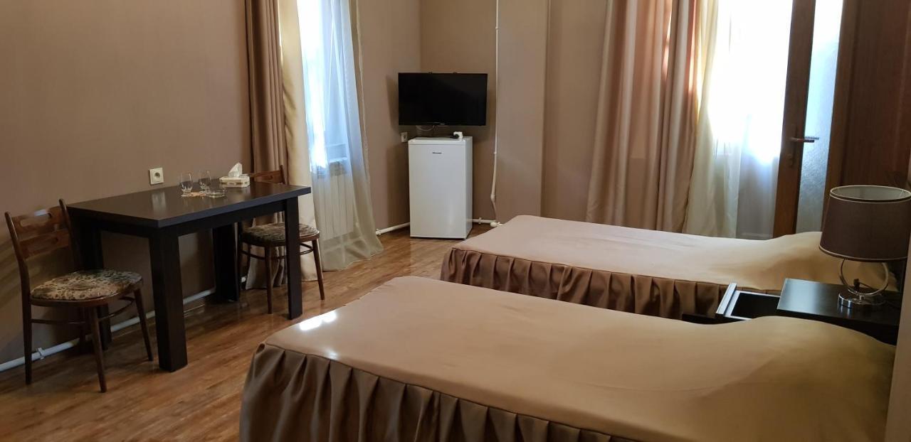 Ruzan Hotel Ijevan Esterno foto