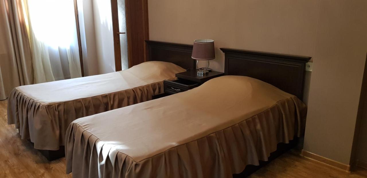 Ruzan Hotel Ijevan Esterno foto
