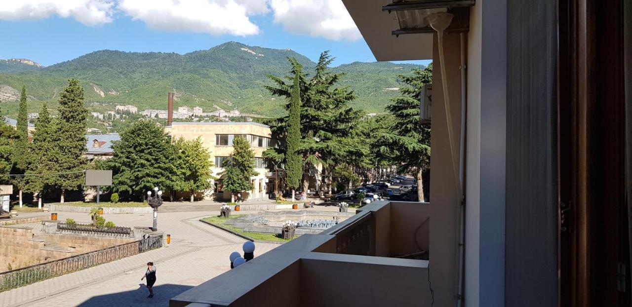 Ruzan Hotel Ijevan Esterno foto