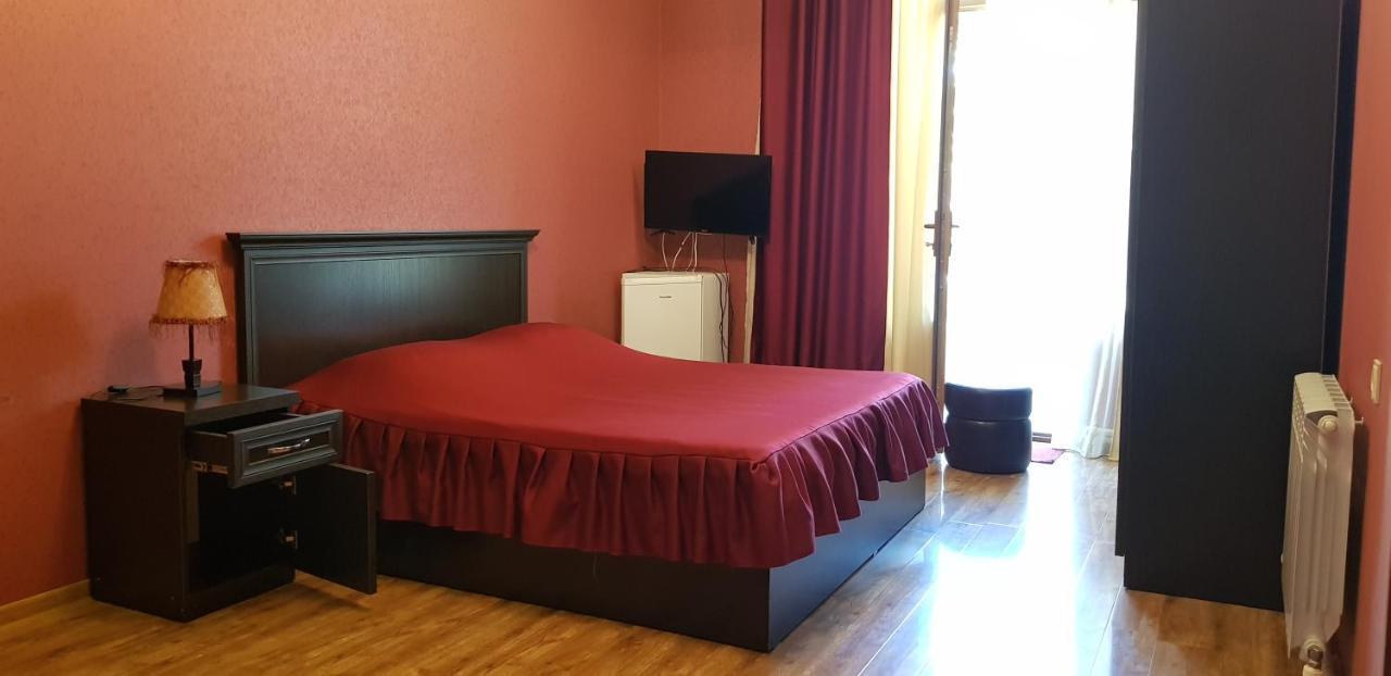 Ruzan Hotel Ijevan Esterno foto