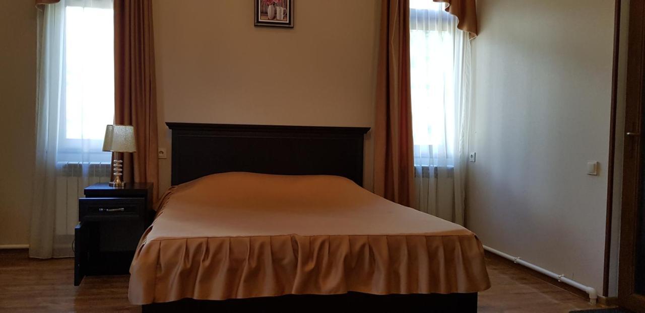 Ruzan Hotel Ijevan Esterno foto